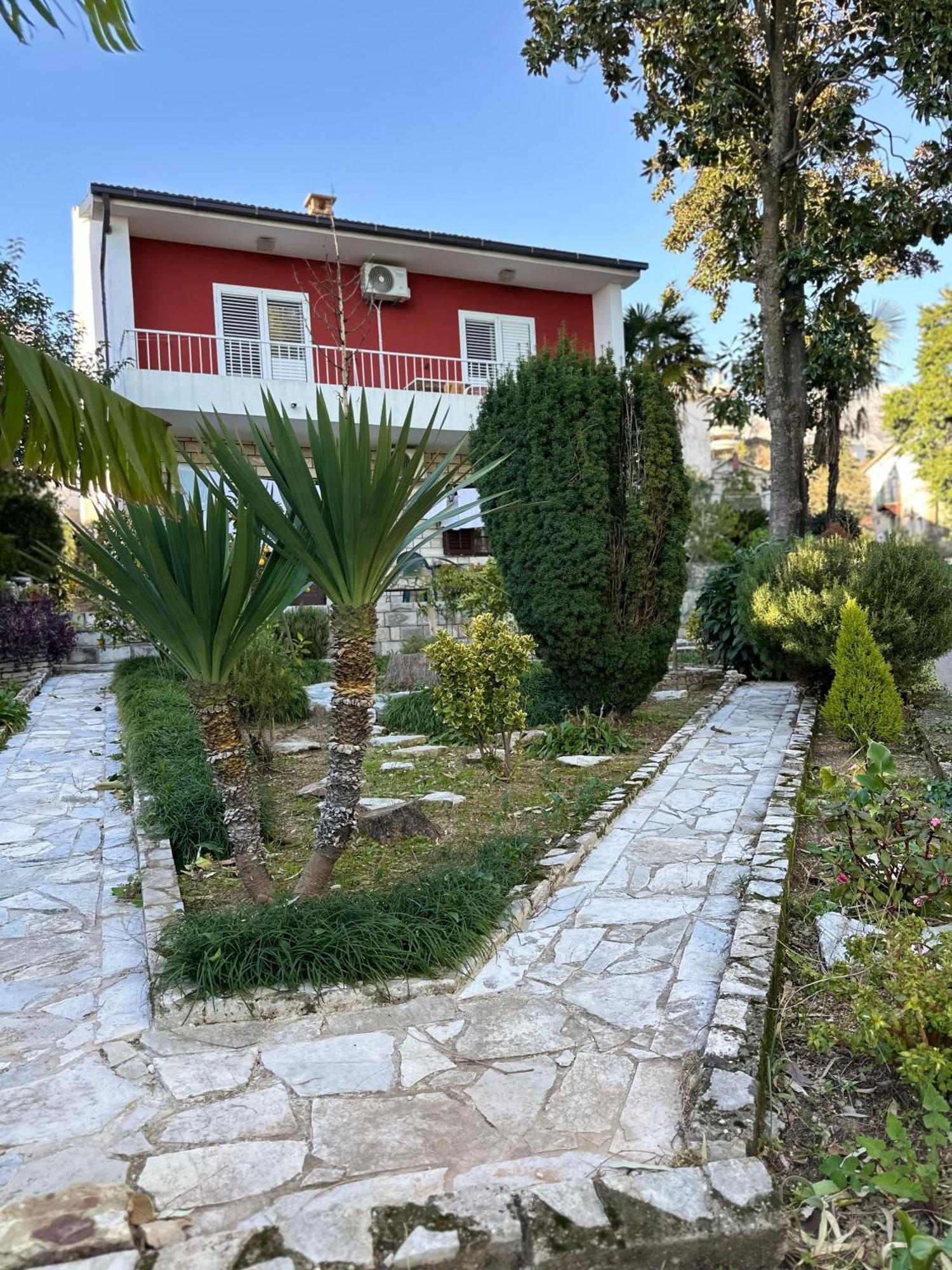 Studio Apartment Palma Херцег-Нови Экстерьер фото